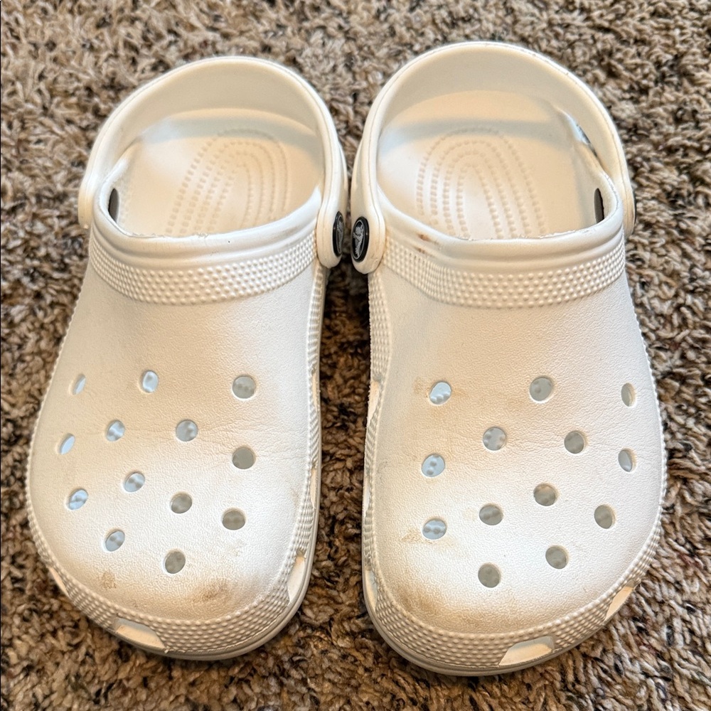 White Crocs Size 6W / 4M